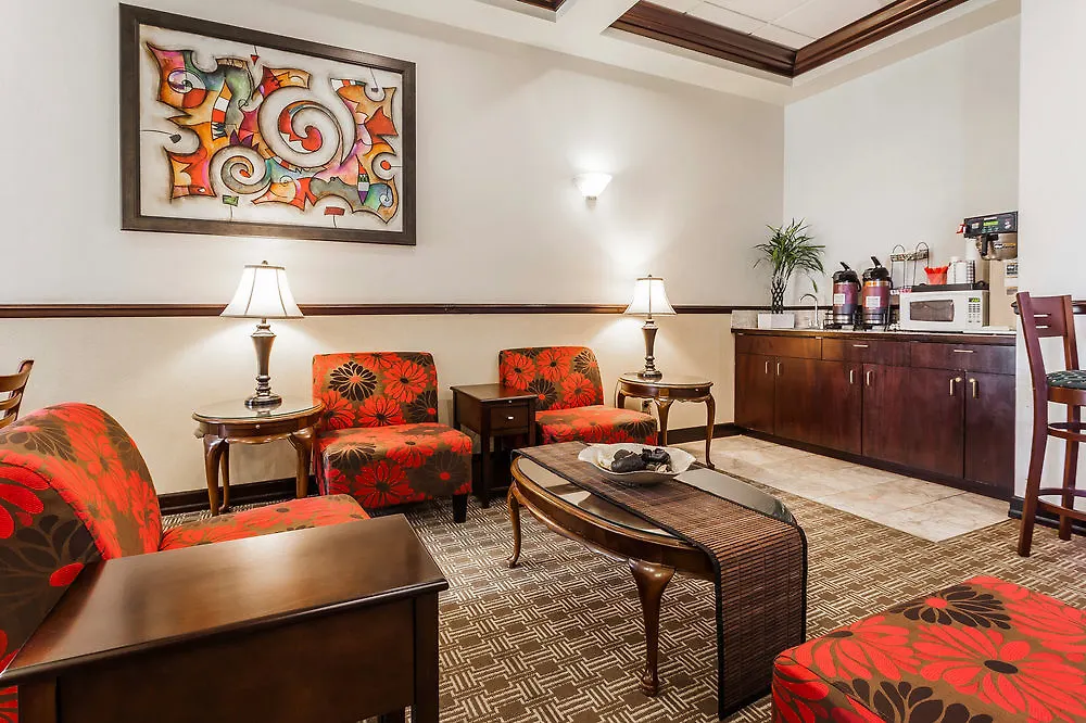 Comfort Inn & Suites Seattle North 2*,