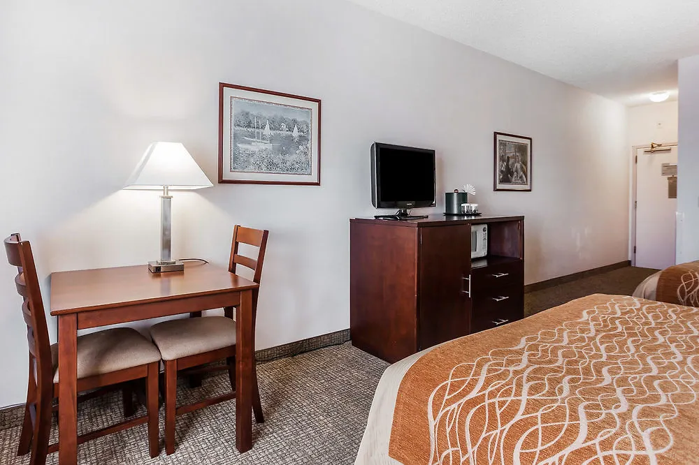 Comfort Inn & Suites Seattle North Hotel